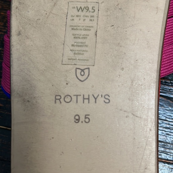 Rothy’s Slides 9 - Picture 6 of 9